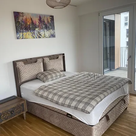 Lejlighed Interassist 15 *